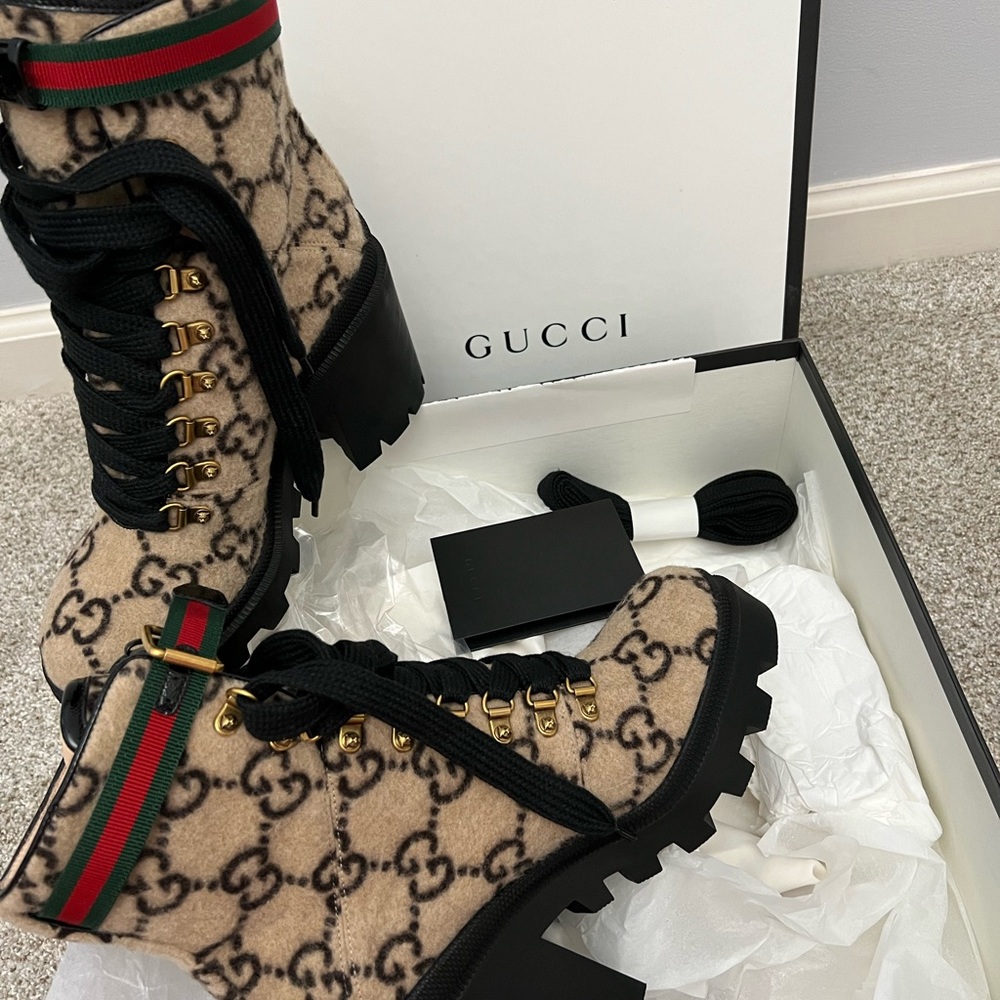 Gucci wool boots